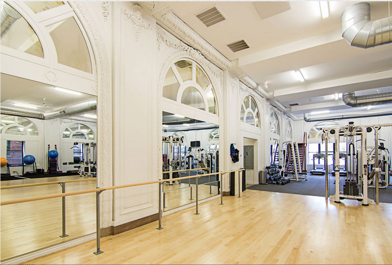 What Is the Best Ballet Barre for Fitness Studios and Barre Concept Rooms?